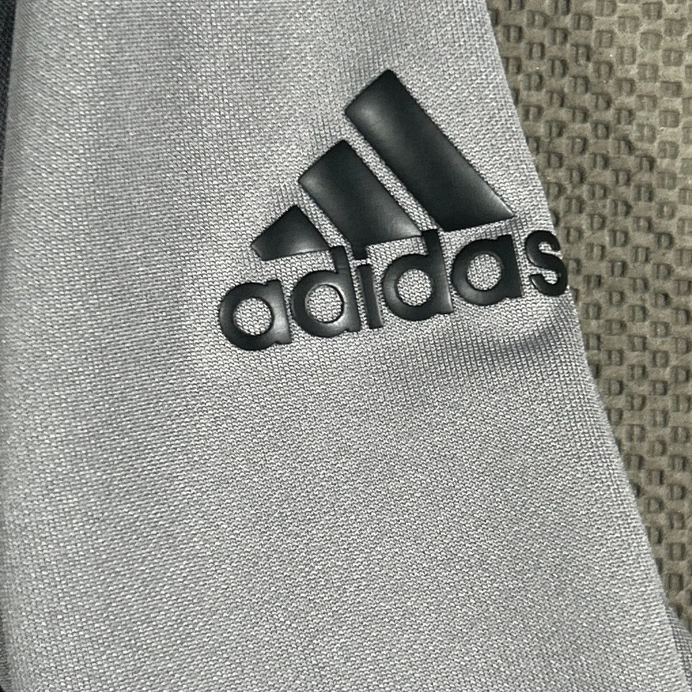 Adidas Long Sleeve Pullover 1/4 Zip Mens XL Lightweight Activewear Gray